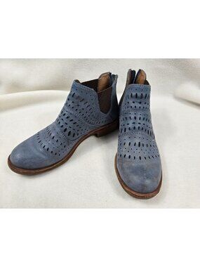 Sofft Size 6 Brenley Blue Chambray Leather Ankle Boots